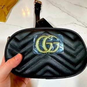 Black Gucci belt bag